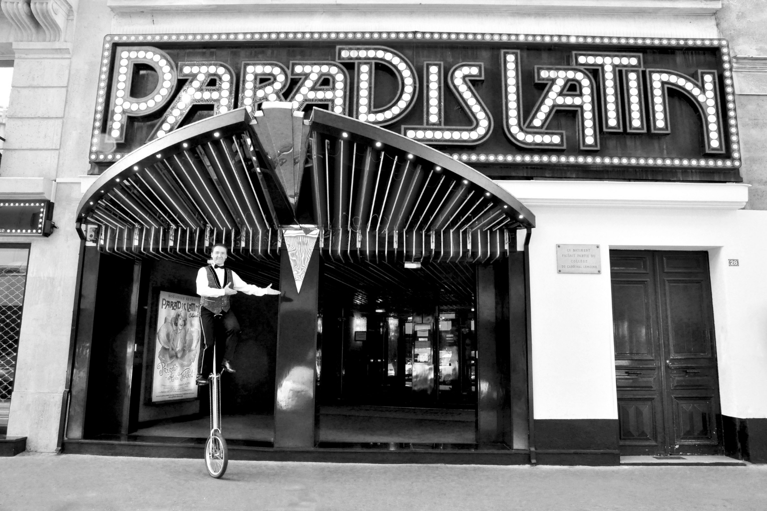 Paradis latin cabaret paris