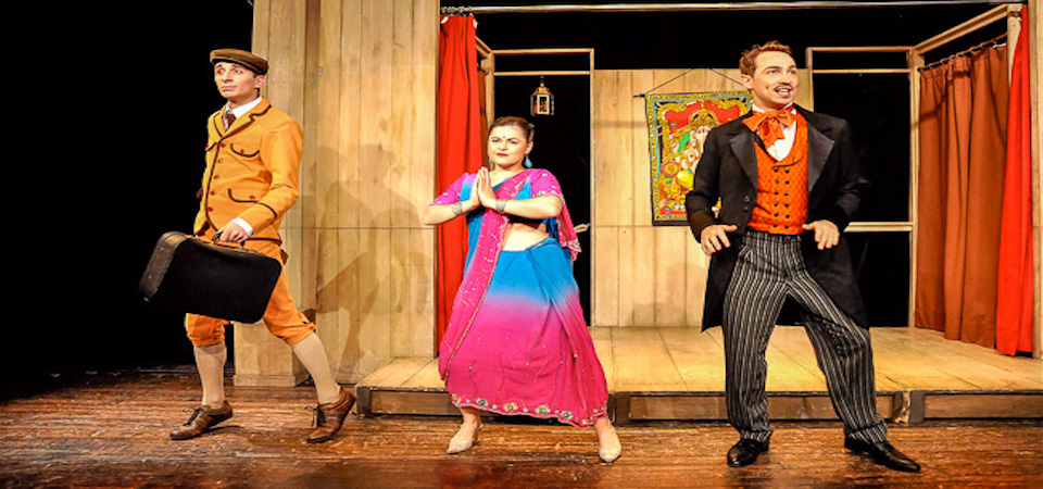 Around the World in 80 Days at Theatre du Splendid