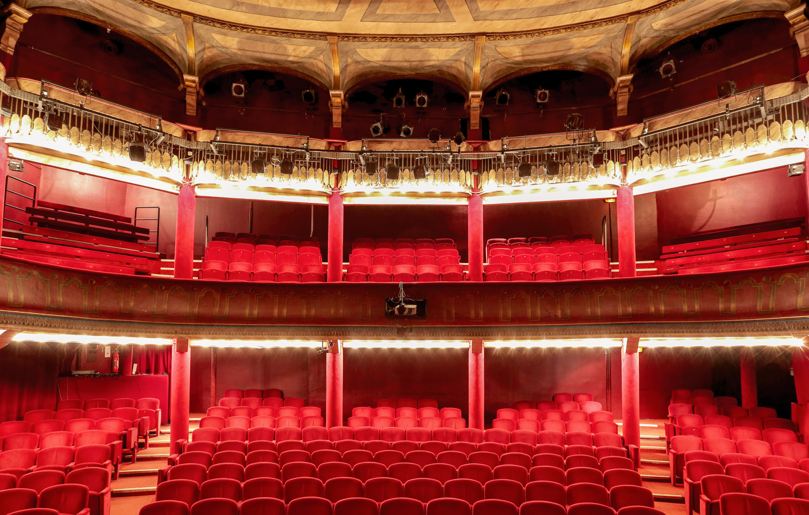 Theatre in Paris blog