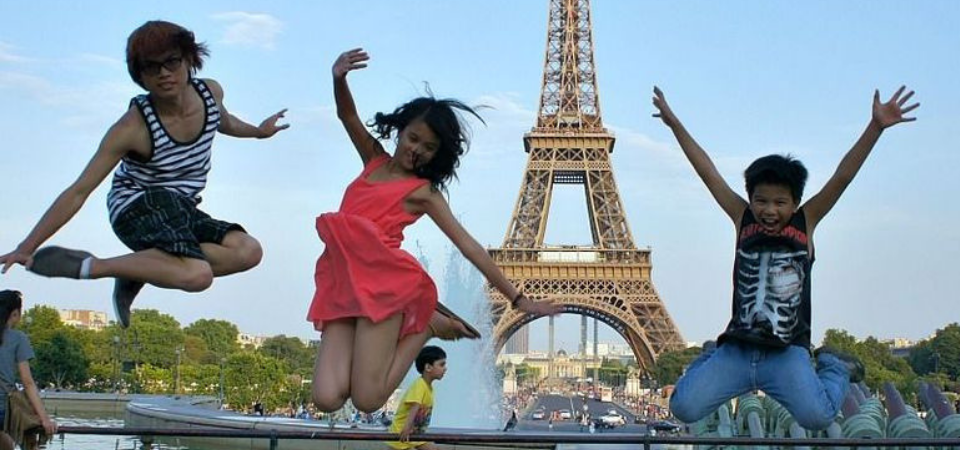 children eiffel tower paris