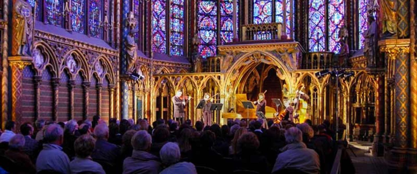 show at the sainte chapelle