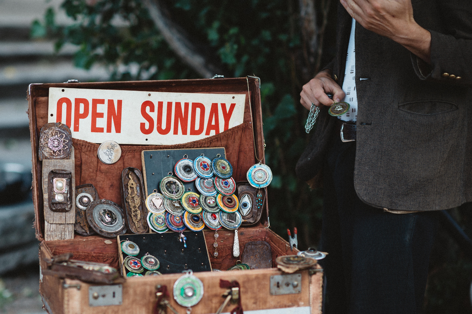 open sundays in paris