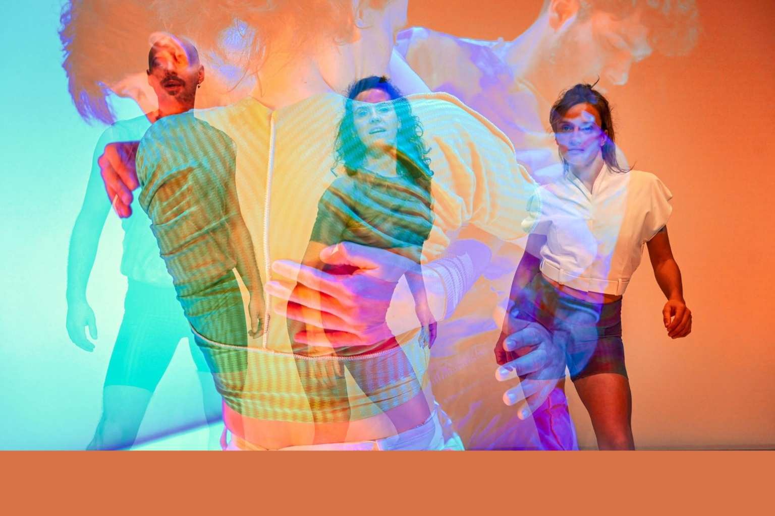 About Lambada par le Collectif ÈS - Chaillot Théâtre national de la Danse - Theatre in Paris - Billets - © Romain Etienne