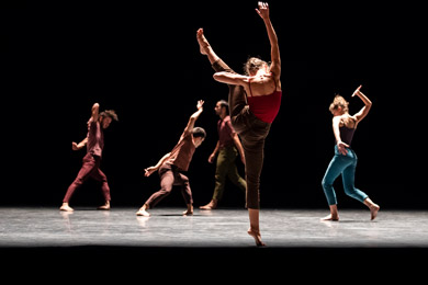 spectacle de danse sur la scène du Palais Garnier