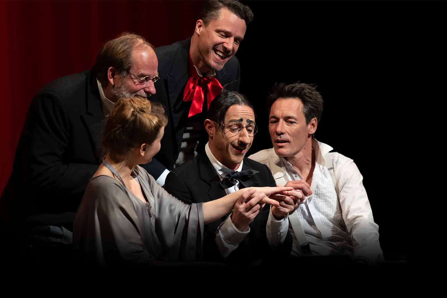 Un fil à la patte - Théâtre Le Ranelagh - Theatre in Paris - Theatre Tickets