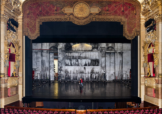 Ⓒ-rafal-milach-magnum-photos-opera-de-paris-Démonstrations de l'Ecole de Danse de l'Opéra de Paris